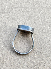 Load image into Gallery viewer, Sterling Silver Circle In Oval Patina Ring