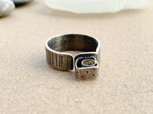 Load image into Gallery viewer, Sterling Silver Adjustable Circle In Square Ring
