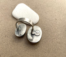 Load image into Gallery viewer, Sterling Silver Double Agate Stone Open Ring