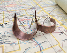 Load image into Gallery viewer, Hammered Copper Hoops
