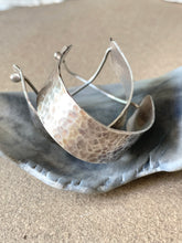 Load image into Gallery viewer, Classic Wide Hammered Sterling Silver Hoops