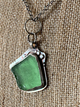 Load image into Gallery viewer, Sterling Silver with Emerald Green Found Sea Glass Stingray Pendant Chain Necklace