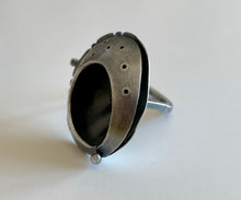 Load image into Gallery viewer, Sterling Silver Sputnik Hollow Form Ring
