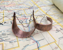Load image into Gallery viewer, Hammered Copper Hoops
