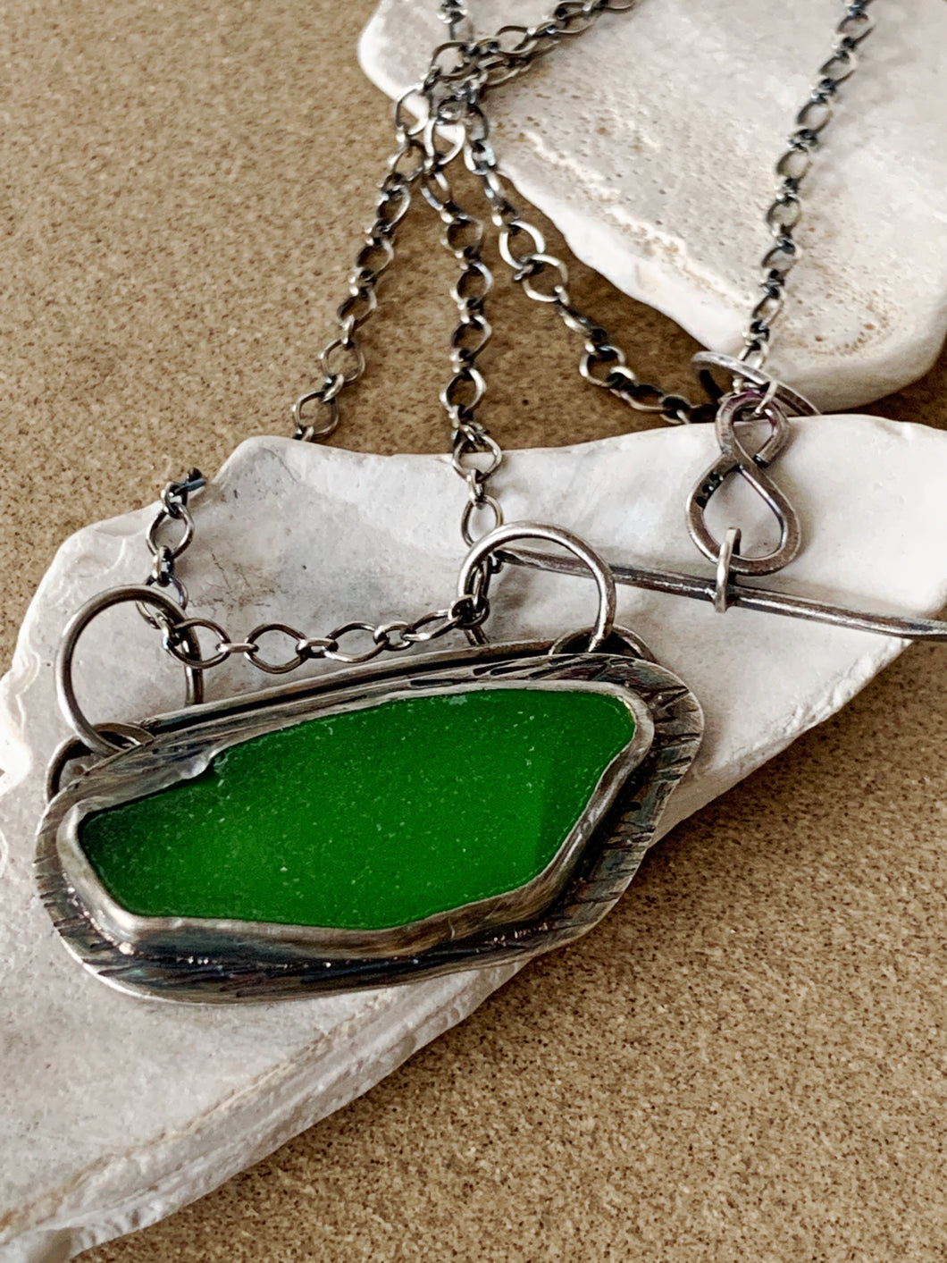 Stamped Sterling Silver w/ Emerald Green Found Sea Glass Pendant w/ Chain