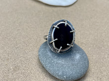 Load image into Gallery viewer, Sterling Silver Ring w/ Black Antler
